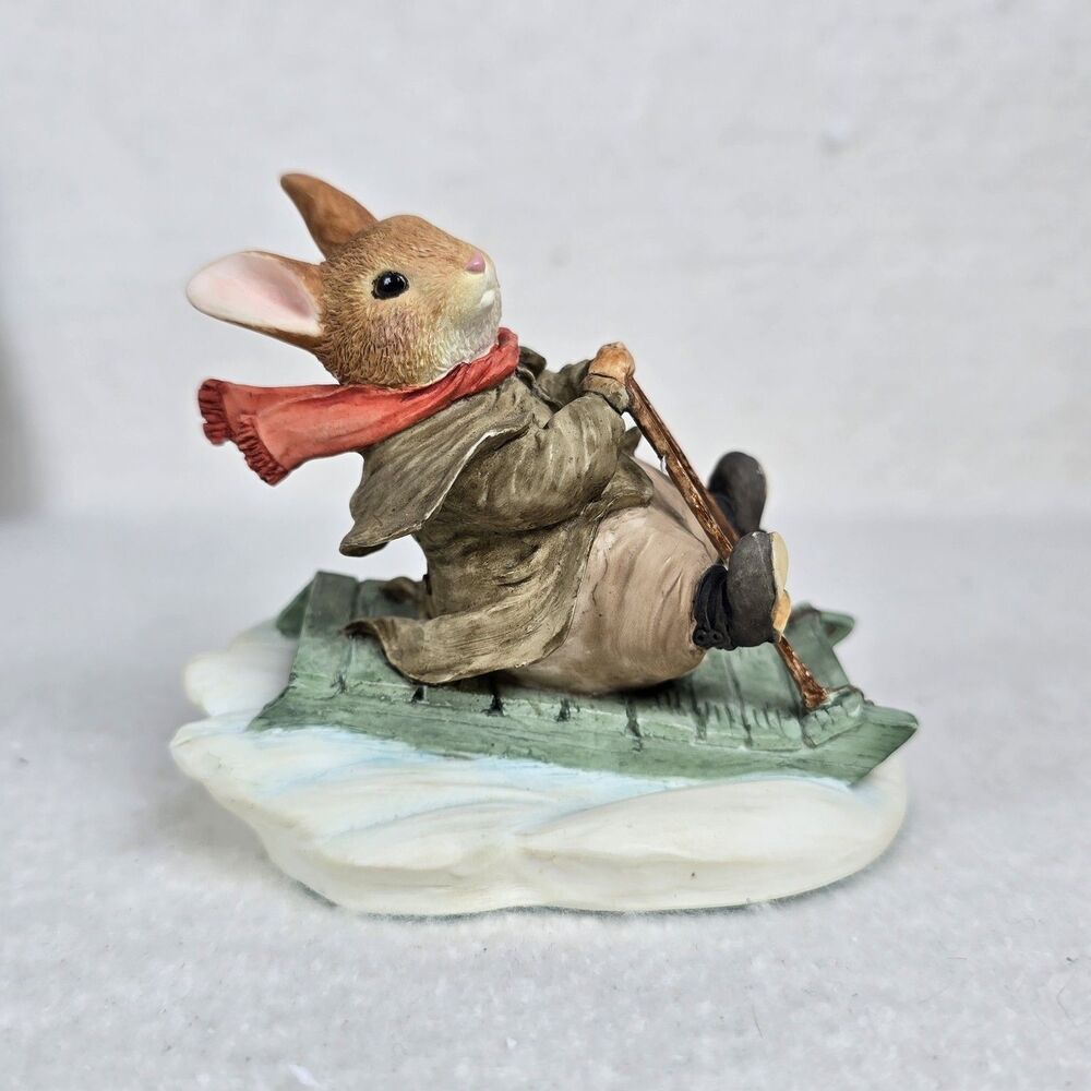 Foxwood Tales Villeroy & Boch Rue Rabbit Fun In The Snow FT16 1996 W Tin